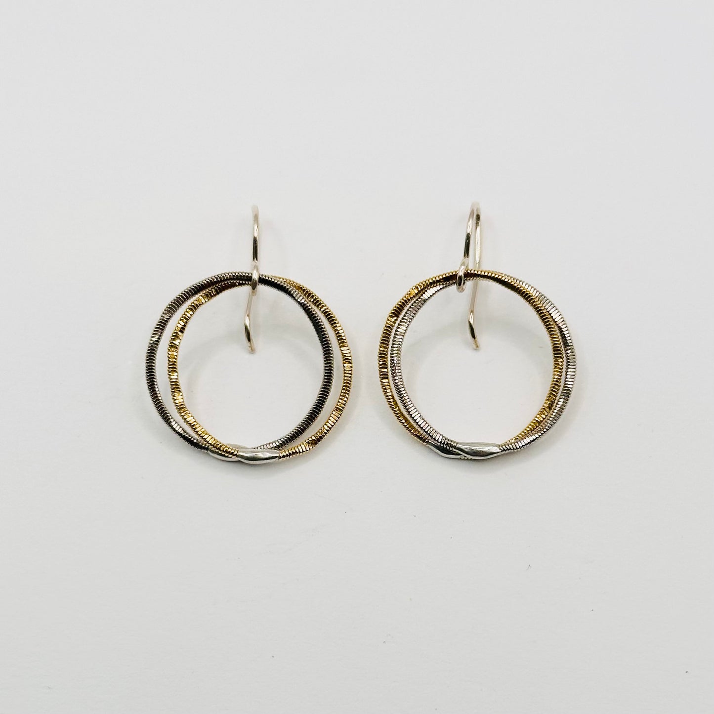 Interlocked Circle Earrings