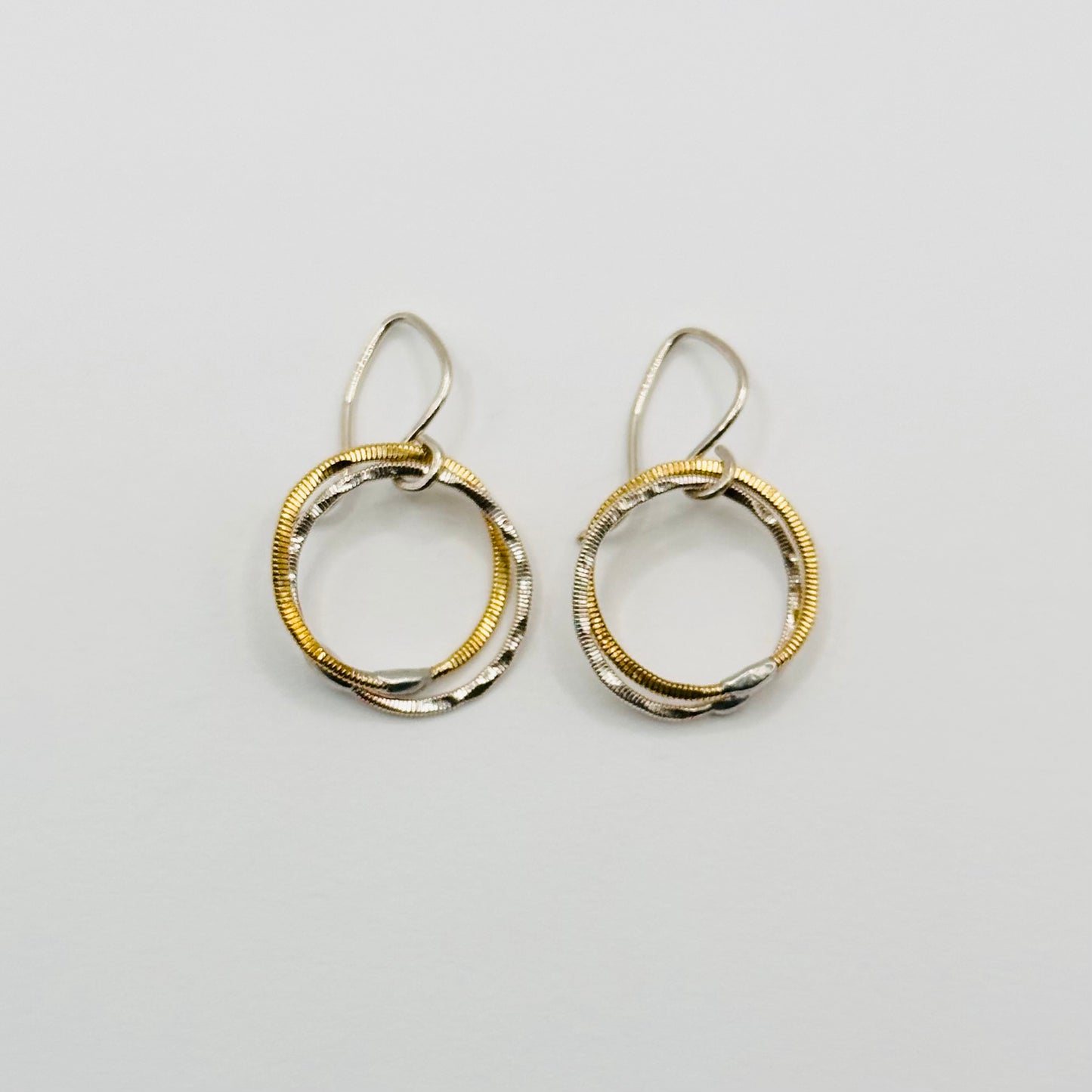 Interlocked Circle Earrings