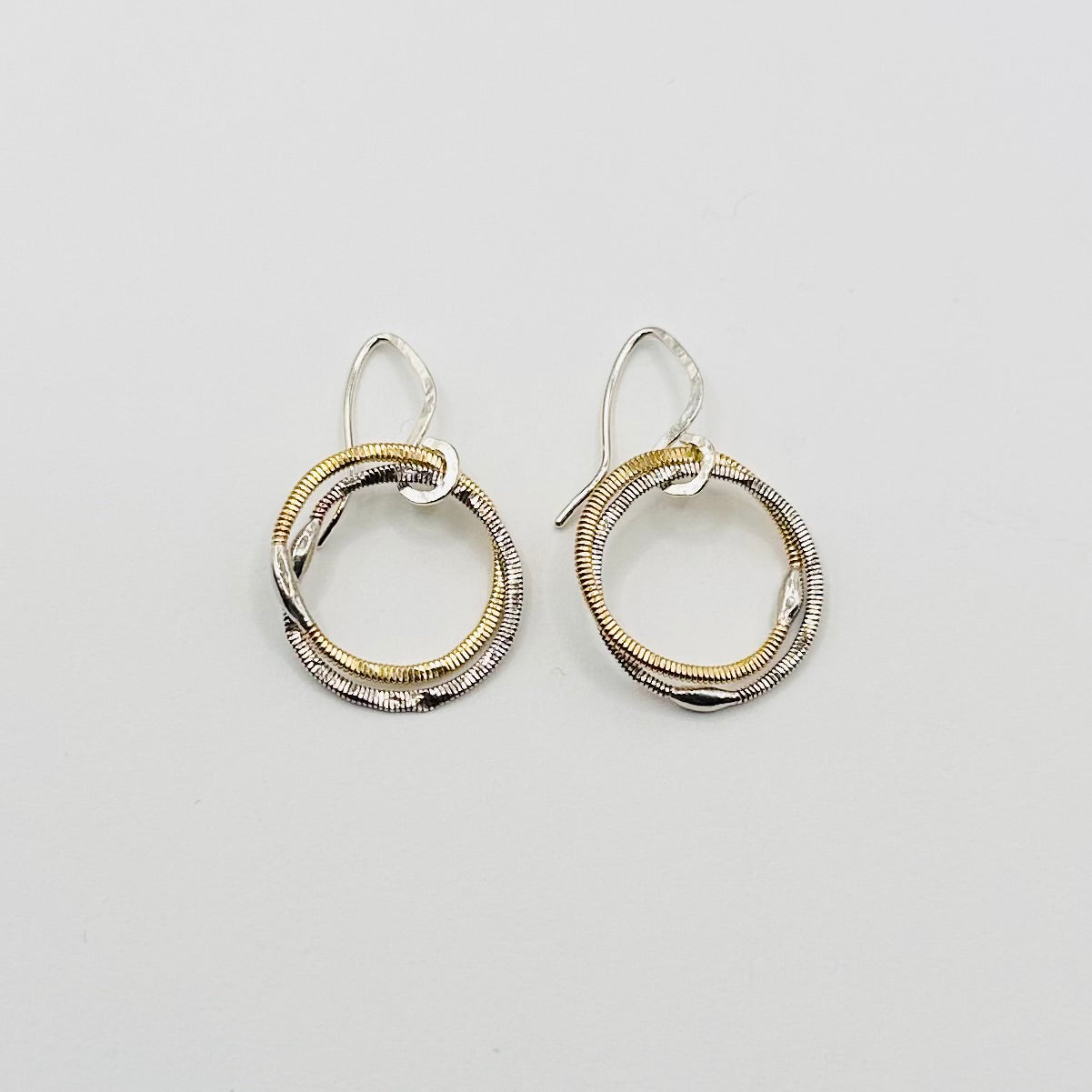 Interlocked Circle Earrings