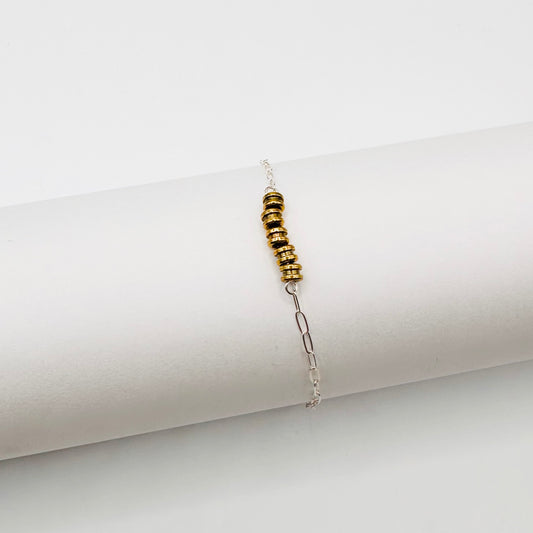 Centered Ball-end Bracelet