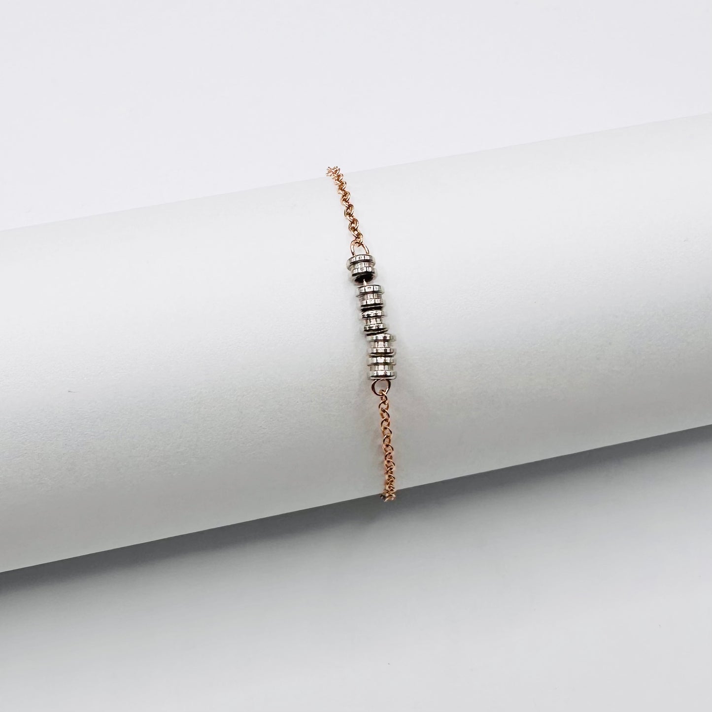 Centered Ball-end Bracelet