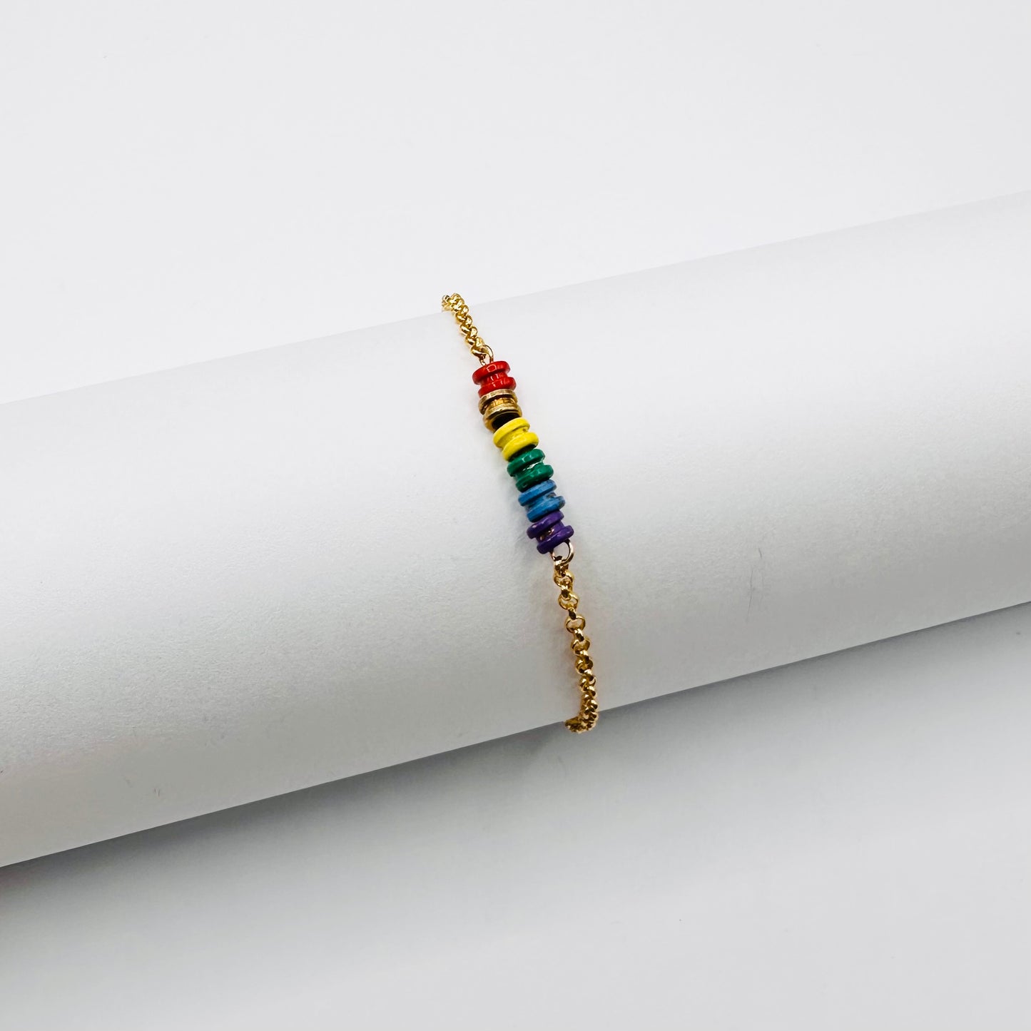 Centered Ball-end Bracelet