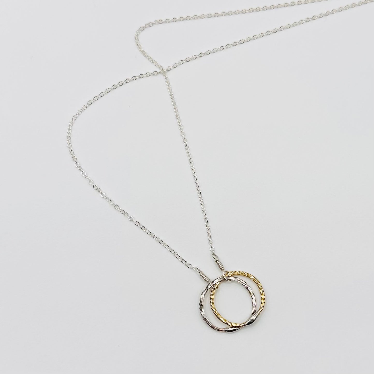 Double Interlocking Circle Necklace