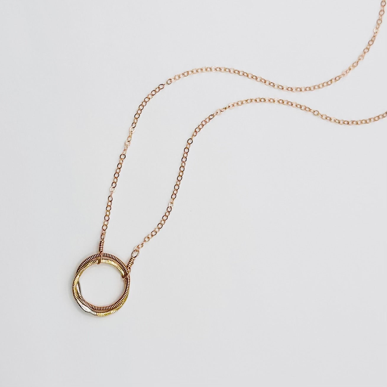 Double Interlocking Circle Necklace